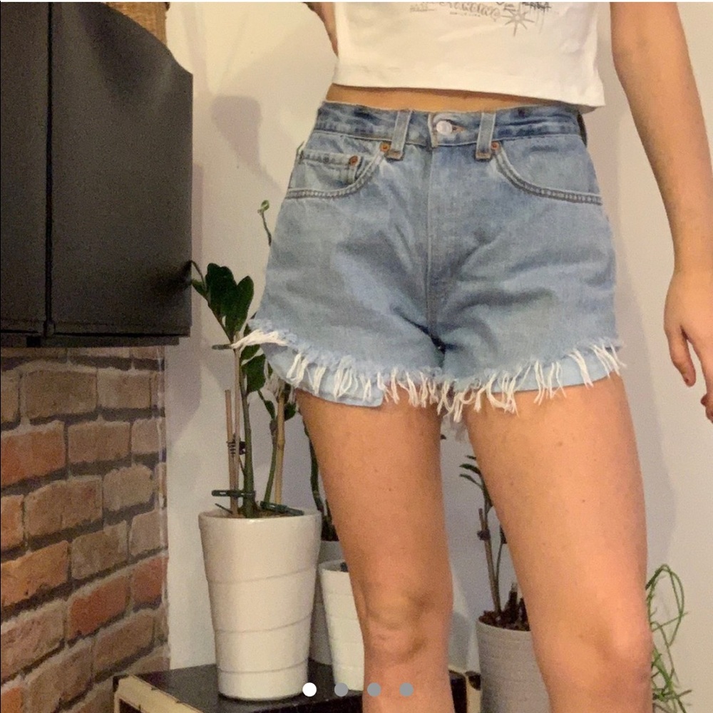 Vintage High Rise Levi’s Shorts